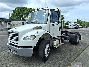 2018 Freightliner M2 106 - Cargo Van