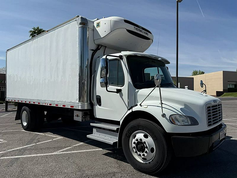 2019 Freightliner M2 106