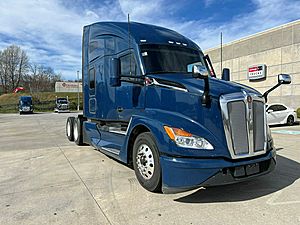 2022 Kenworth T680 - Sleeper Truck
