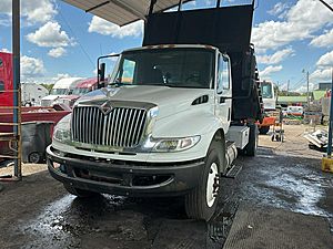2018 International DuraStar 4300