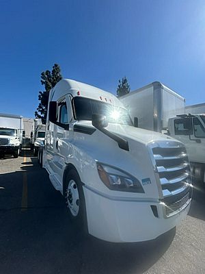 2022 Freightliner Cascadia