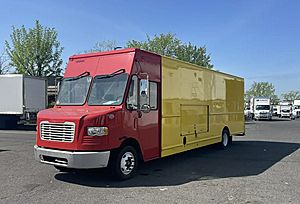 2017 Freightliner MT55