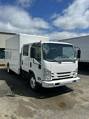 2022 Isuzu NRR CC - Box Truck