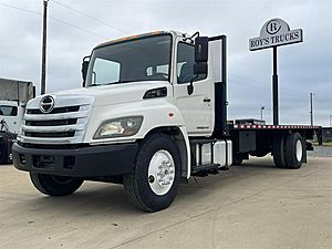 2015 Hino 268