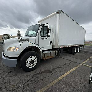 2018 Freightliner M2 106