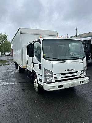 2022 Isuzu NPR HD DC - Landscape Truck