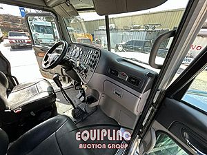 2012 Peterbilt 388