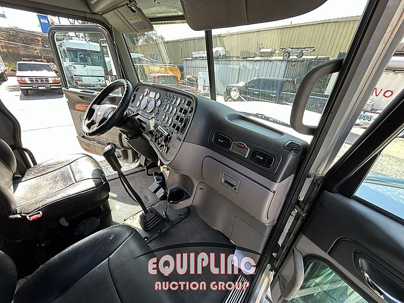 2012 Peterbilt 388