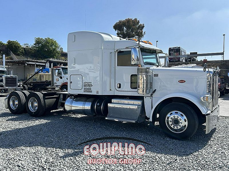 2012 Peterbilt 388