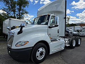 2018 International LT625 - Day Cab