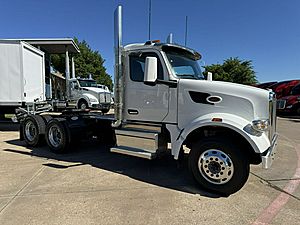 2025 Peterbilt 567