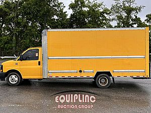 2017 GMC SAVANA 3500
