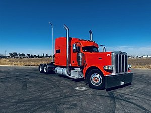 2022 Peterbilt 389 - Sleeper Truck