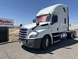 2020 Freightliner Cascadia - Sleeper Truck