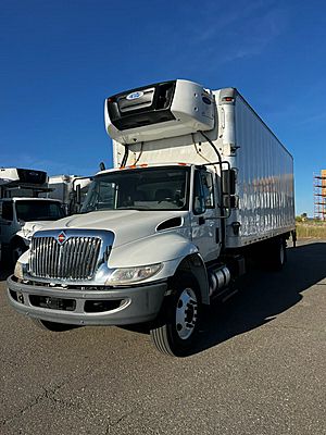 2018 International COF9670 - Refrigerated Van