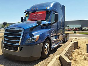 2018 Freightliner Cascadia - Sleeper Truck