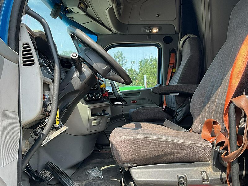 2019 Peterbilt 579