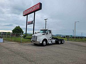 2023 Kenworth T880 - Day Cab