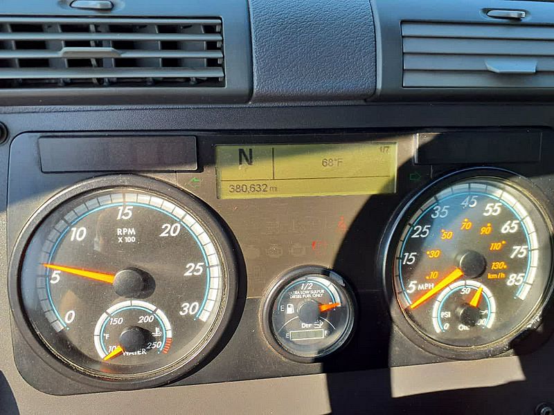 2018 Freightliner CASCADIA 113