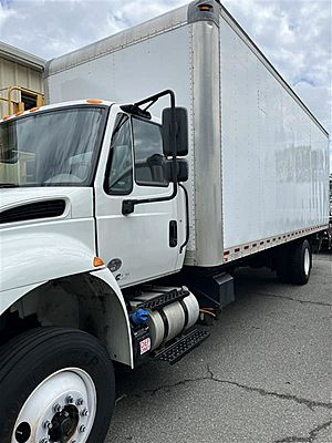 2018 International DuraStar 4300 - Box Van