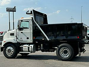 2025 Mack MD742 - Dump Truck