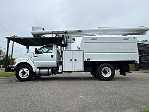 2015 Ford F750 - Bucket Truck