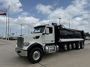 2023 Peterbilt 567 - Dump Truck
