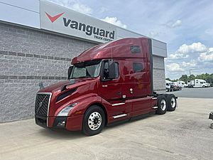 2020 Volvo VNL 760 - Sleeper Truck