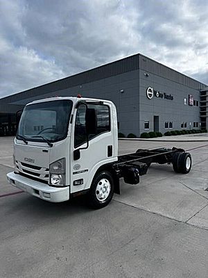 2019 Isuzu NPR HD - Cab & Chassis