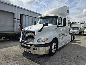 2020 International LT625 - Sleeper Truck