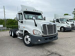 2018 Freightliner Cascadia 125