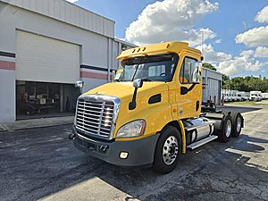 2019 Freightliner Cascadia 113