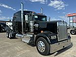 2023 Kenworth W900L