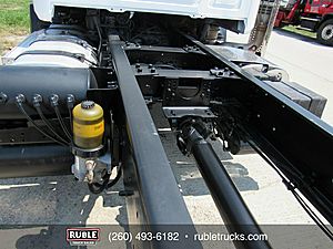 2014 Mack GU813