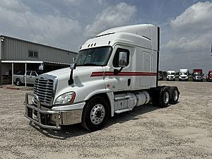 2018 Freightliner Cascadia 125 - Sleeper Truck
