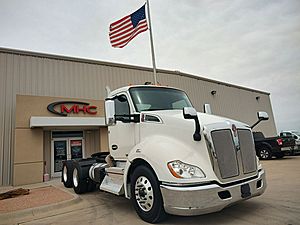 2021 Kenworth T680 - Day Cab