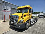 2019 Freightliner Cascadia 113