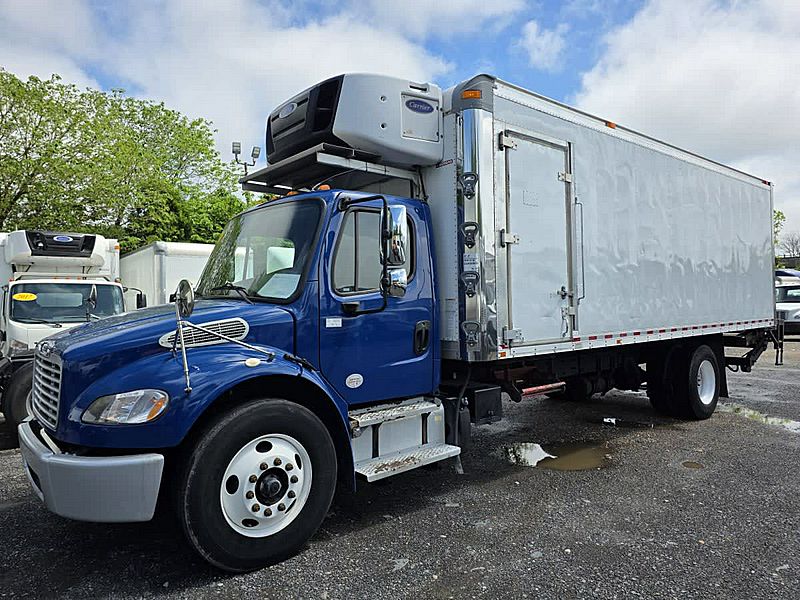 2018 Freightliner M2 106