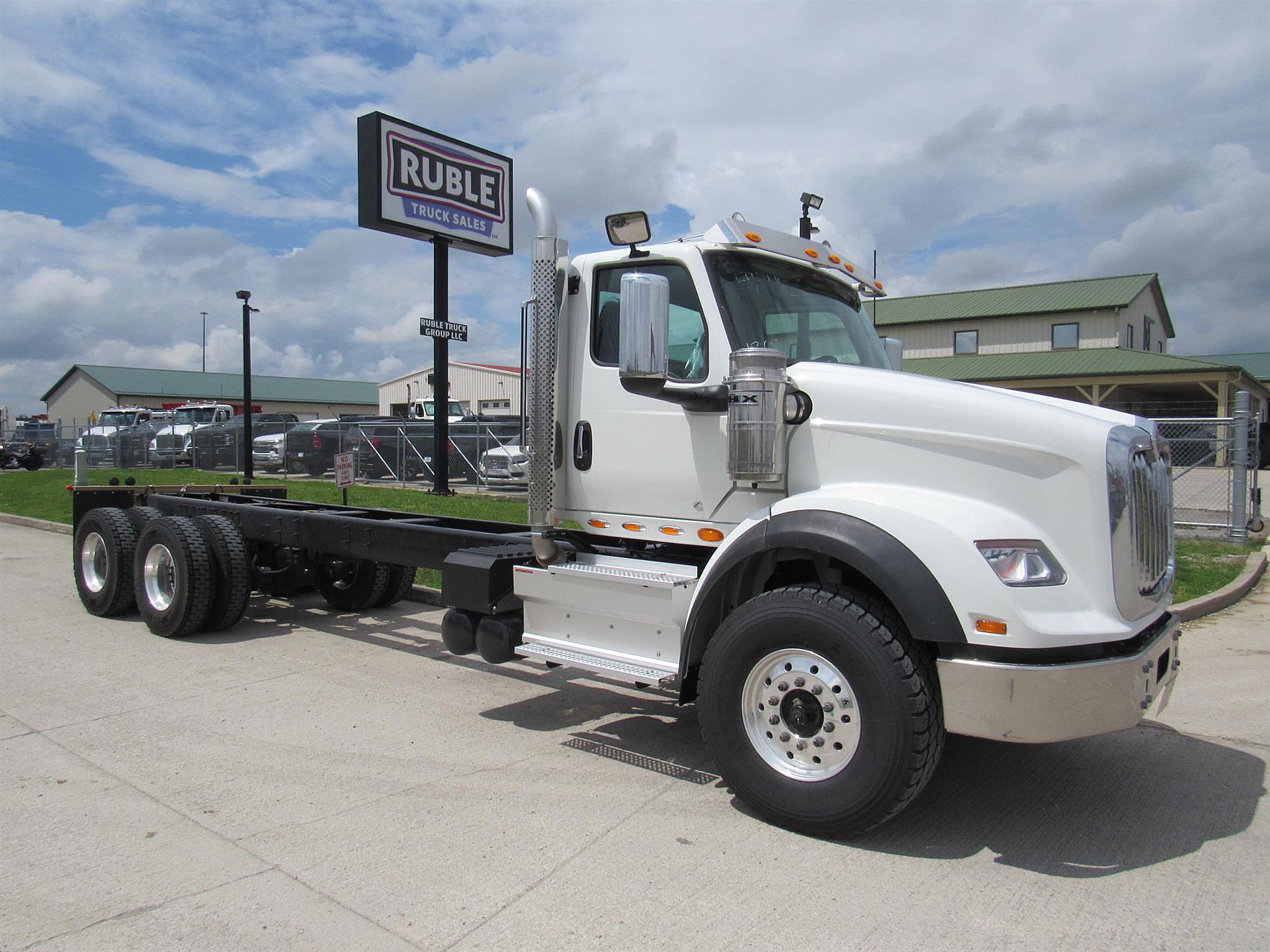 1103xx.hページ 06-10 HUMMER H3 PASSENGER RIGHT FRONT DOOR TRIM PANEL black OEM | eBay