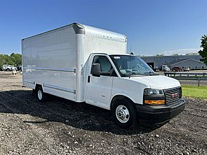 2020 GMC G3500 - Box Truck