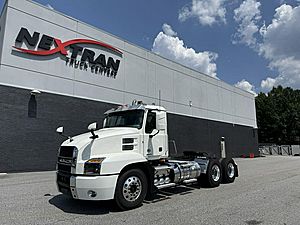 2022 Mack Anthem AN64T