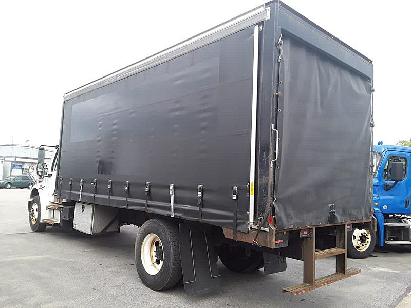 2019 Freightliner M2 106