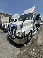 2018 Freightliner Cascadia 125