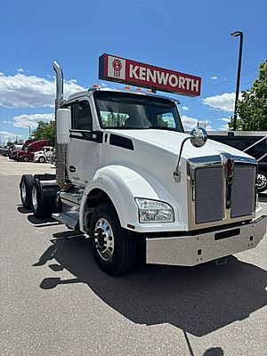2018 Kenworth T880 - Day Cab