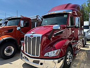 2023 Peterbilt 579 - Sleeper Truck