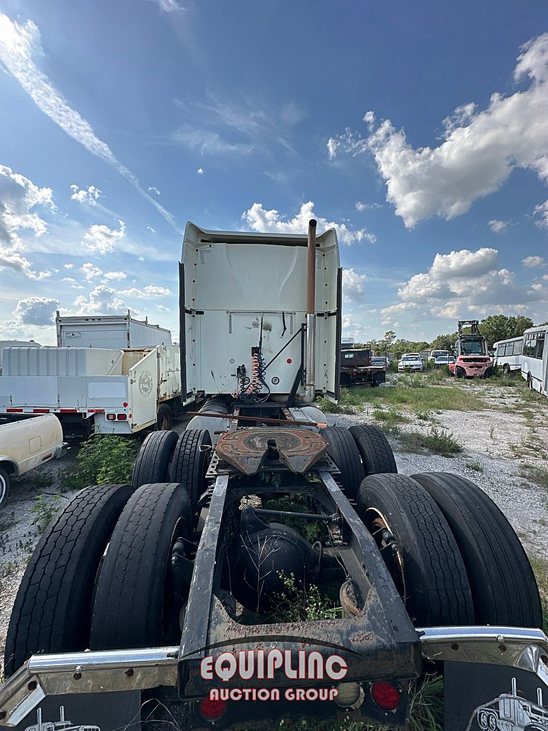 2014 Mack Pinnacle
