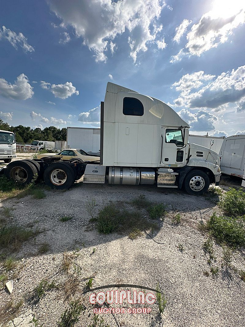 2014 Mack Pinnacle