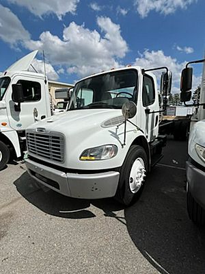 2015 Freightliner M2 106 - Cab & Chassis