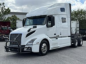 2021 Volvo VNL 760