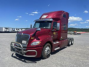 2019 International LT - Sleeper Truck